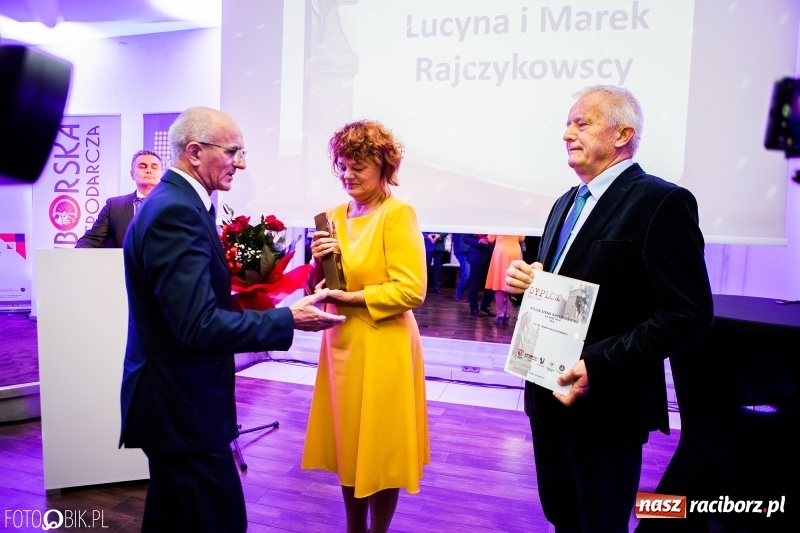Zdjęcie w galerii na portalu naszraciborz.pl: Wręczono Filary Ziemi Raciborskiej. Gala w hotelu Racibor wiadomości z regionu