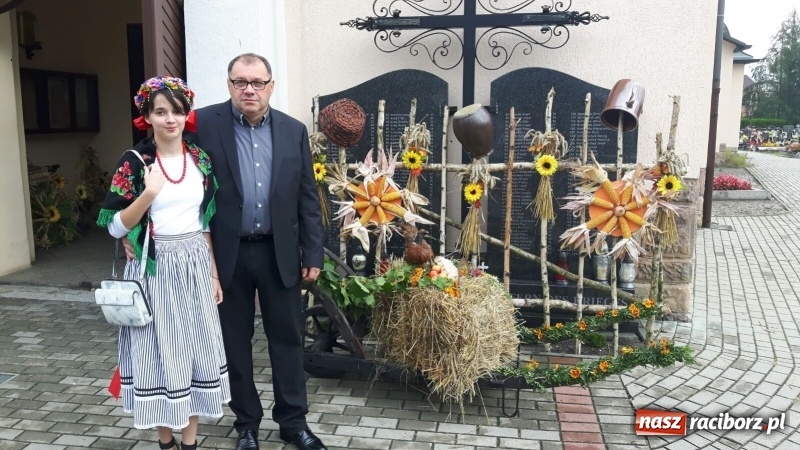 Zdjęcie w galerii na portalu naszraciborz.pl: Parafia Nędza dziękowała za plony wiadomości z regionu