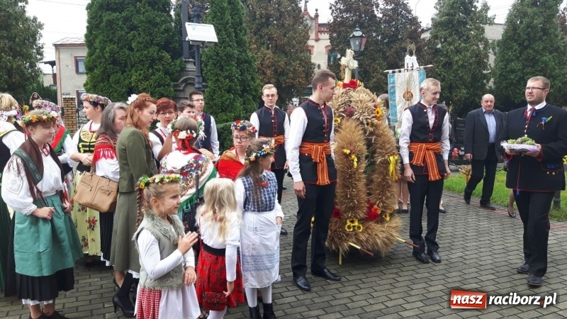 Zdjęcie w galerii na portalu naszraciborz.pl: Parafia Nędza dziękowała za plony wiadomości z regionu