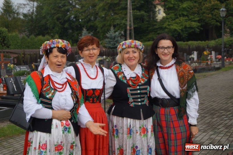 Zdjęcie w galerii na portalu naszraciborz.pl: Parafia Nędza dziękowała za plony wiadomości z regionu