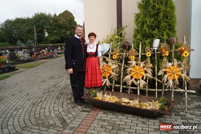 Zdjęcie w galerii na portalu naszraciborz.pl: Parafia Nędza dziękowała za plony wiadomości z regionu