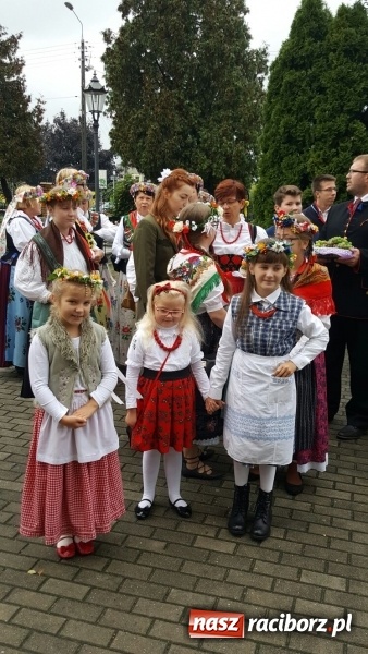 Zdjęcie w galerii na portalu naszraciborz.pl: Parafia Nędza dziękowała za plony wiadomości z regionu