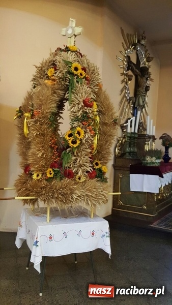 Zdjęcie w galerii na portalu naszraciborz.pl: Parafia Nędza dziękowała za plony wiadomości z regionu