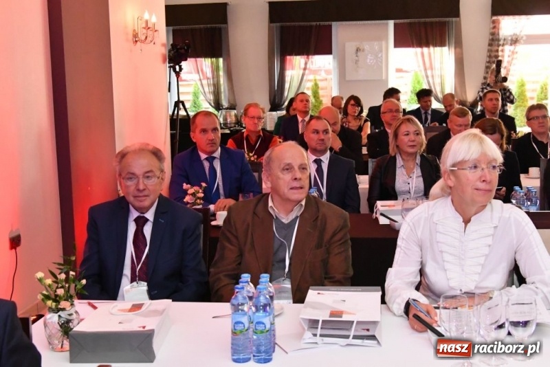 Zdjęcie w galerii na portalu naszraciborz.pl: Racibórz dla inwestora, czyli II Raciborskie Forum Gospodarcze  wiadomości z regionu