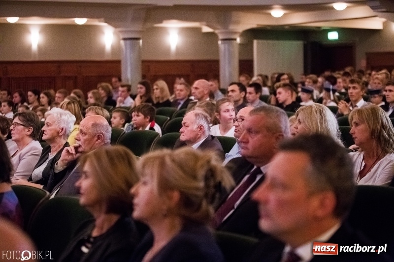 Zdjęcie w galerii na portalu naszraciborz.pl: 40 lat raciborskiej Szkoły Mistrzostwa Sportowego w telewizyjnym skrócie wiadomości z regionu