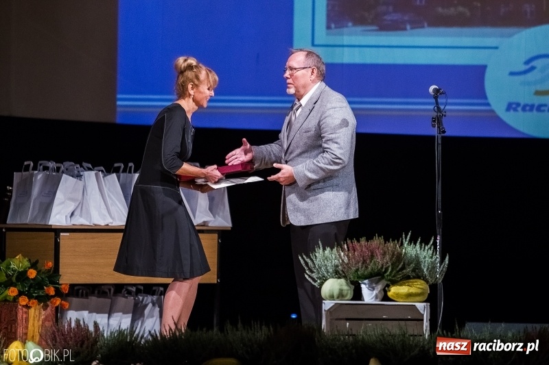 Zdjęcie w galerii na portalu naszraciborz.pl: 40 lat raciborskiej Szkoły Mistrzostwa Sportowego w telewizyjnym skrócie wiadomości z regionu