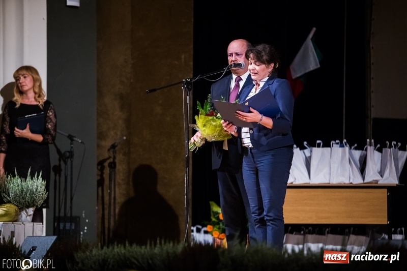 Zdjęcie w galerii na portalu naszraciborz.pl: 40 lat raciborskiej Szkoły Mistrzostwa Sportowego w telewizyjnym skrócie wiadomości z regionu