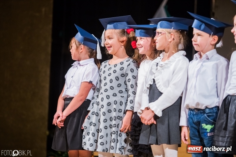 Zdjęcie w galerii na portalu naszraciborz.pl: 40 lat raciborskiej Szkoły Mistrzostwa Sportowego w telewizyjnym skrócie wiadomości z regionu