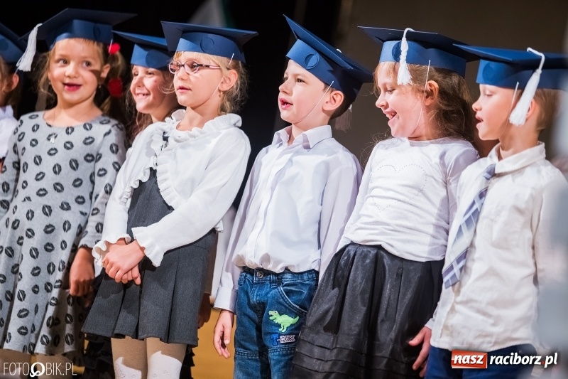 Zdjęcie w galerii na portalu naszraciborz.pl: 40 lat raciborskiej Szkoły Mistrzostwa Sportowego w telewizyjnym skrócie wiadomości z regionu