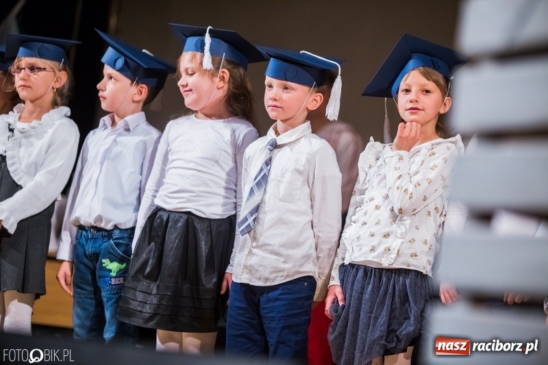 Zdjęcie w galerii na portalu naszraciborz.pl: 40 lat raciborskiej Szkoły Mistrzostwa Sportowego w telewizyjnym skrócie wiadomości z regionu