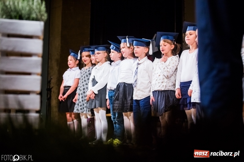 Zdjęcie w galerii na portalu naszraciborz.pl: 40 lat raciborskiej Szkoły Mistrzostwa Sportowego w telewizyjnym skrócie wiadomości z regionu