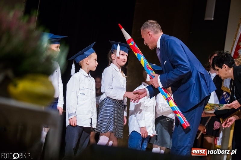 Zdjęcie w galerii na portalu naszraciborz.pl: 40 lat raciborskiej Szkoły Mistrzostwa Sportowego w telewizyjnym skrócie wiadomości z regionu
