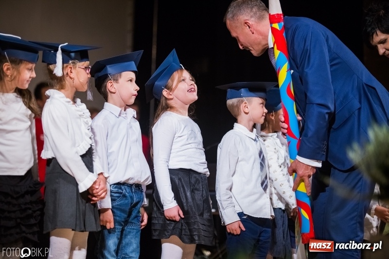 Zdjęcie w galerii na portalu naszraciborz.pl: 40 lat raciborskiej Szkoły Mistrzostwa Sportowego w telewizyjnym skrócie wiadomości z regionu
