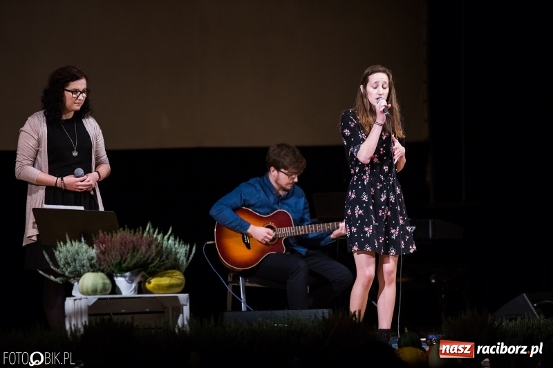 Zdjęcie w galerii na portalu naszraciborz.pl: 40 lat raciborskiej Szkoły Mistrzostwa Sportowego w telewizyjnym skrócie wiadomości z regionu