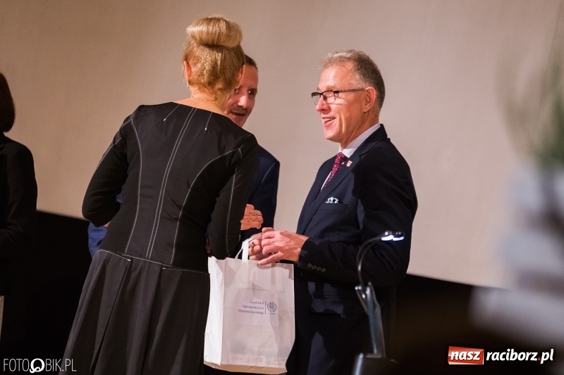 Zdjęcie w galerii na portalu naszraciborz.pl: 40 lat raciborskiej Szkoły Mistrzostwa Sportowego w telewizyjnym skrócie wiadomości z regionu