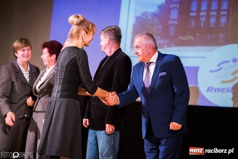 Zdjęcie w galerii na portalu naszraciborz.pl: 40 lat raciborskiej Szkoły Mistrzostwa Sportowego w telewizyjnym skrócie wiadomości z regionu