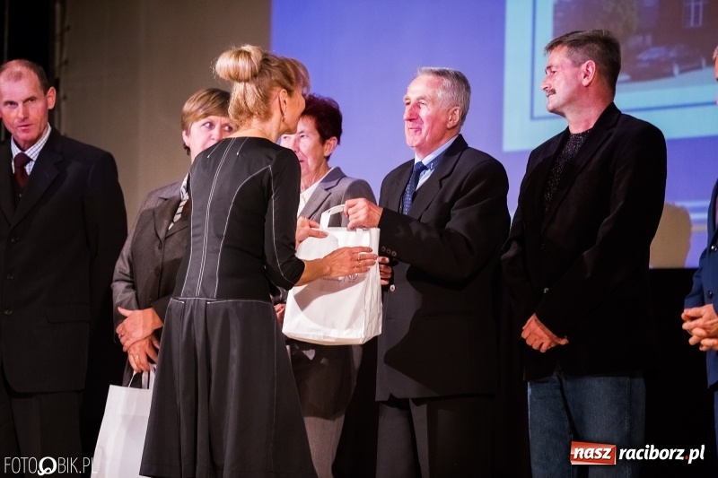 Zdjęcie w galerii na portalu naszraciborz.pl: 40 lat raciborskiej Szkoły Mistrzostwa Sportowego w telewizyjnym skrócie wiadomości z regionu