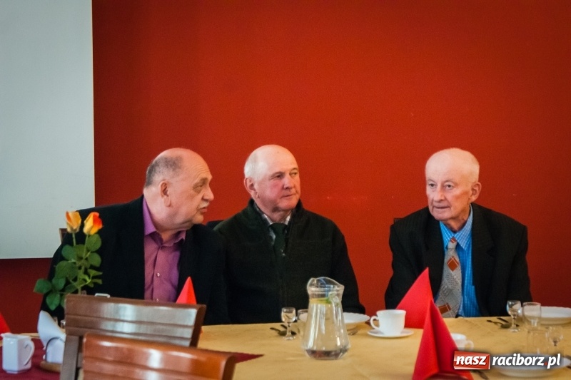 Zdjęcie w galerii na portalu naszraciborz.pl: 25-lecie raciborskiego koła Stowarzyszenia Emerytów i Rencistów Policyjnych wiadomości z regionu