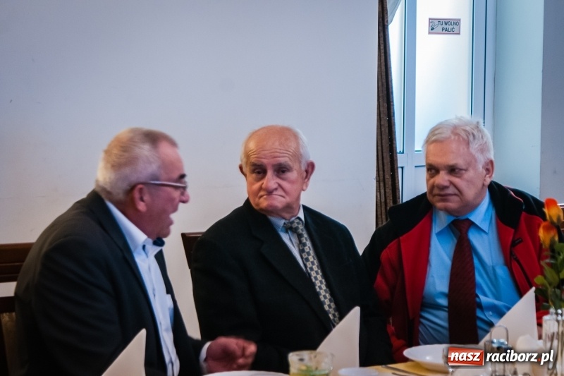 Zdjęcie w galerii na portalu naszraciborz.pl: 25-lecie raciborskiego koła Stowarzyszenia Emerytów i Rencistów Policyjnych wiadomości z regionu