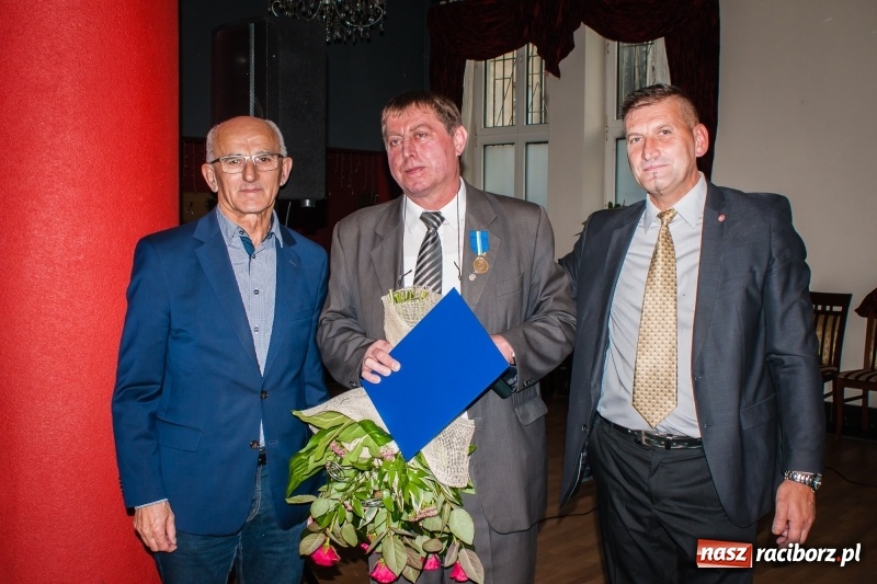 Zdjęcie w galerii na portalu naszraciborz.pl: 25-lecie raciborskiego koła Stowarzyszenia Emerytów i Rencistów Policyjnych wiadomości z regionu