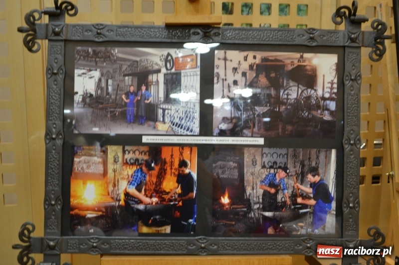 Zdjęcie w galerii na portalu naszraciborz.pl: Jan i Robert Sochowie z Nagrodą Wójta Krzyżanowic wiadomości z regionu