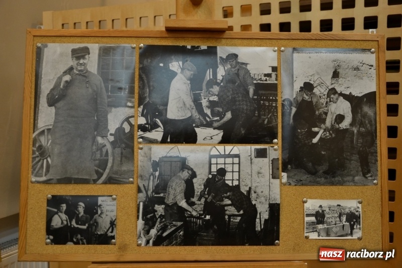 Zdjęcie w galerii na portalu naszraciborz.pl: Jan i Robert Sochowie z Nagrodą Wójta Krzyżanowic wiadomości z regionu