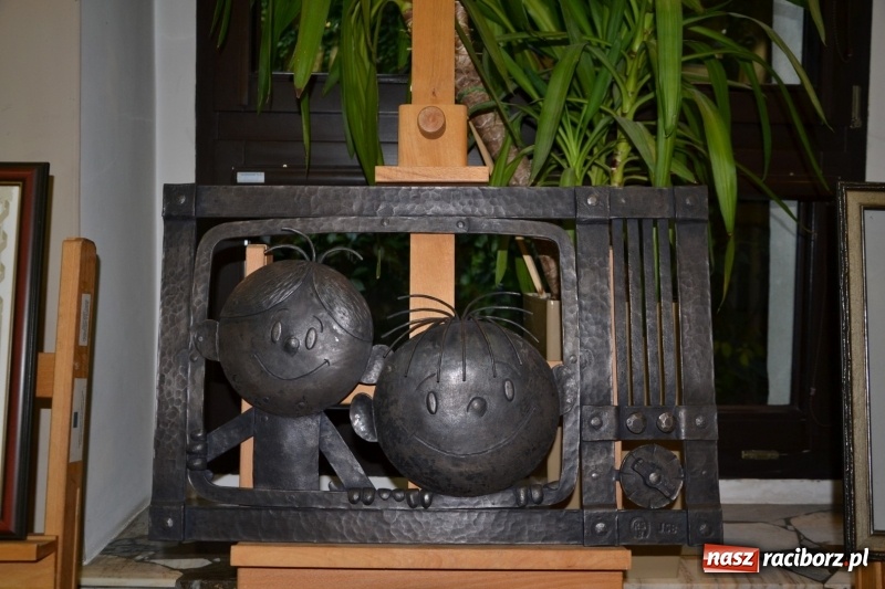 Zdjęcie w galerii na portalu naszraciborz.pl: Jan i Robert Sochowie z Nagrodą Wójta Krzyżanowic wiadomości z regionu