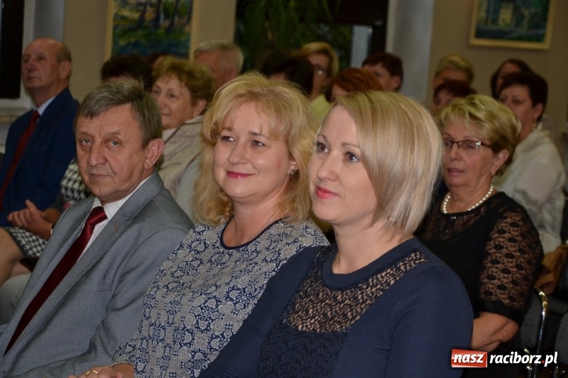 Zdjęcie w galerii na portalu naszraciborz.pl: Jan i Robert Sochowie z Nagrodą Wójta Krzyżanowic wiadomości z regionu