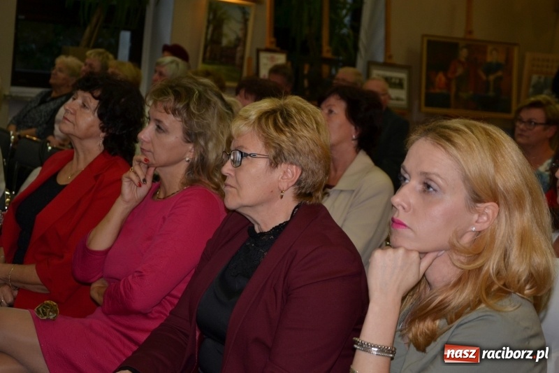 Zdjęcie w galerii na portalu naszraciborz.pl: Jan i Robert Sochowie z Nagrodą Wójta Krzyżanowic wiadomości z regionu