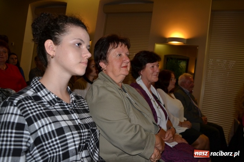 Zdjęcie w galerii na portalu naszraciborz.pl: Jan i Robert Sochowie z Nagrodą Wójta Krzyżanowic wiadomości z regionu