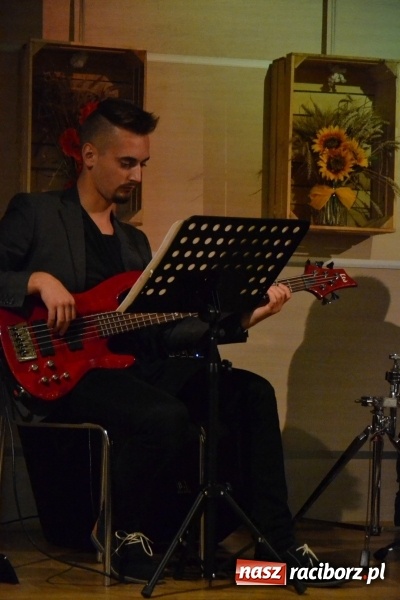 Zdjęcie w galerii na portalu naszraciborz.pl: Jan i Robert Sochowie z Nagrodą Wójta Krzyżanowic wiadomości z regionu