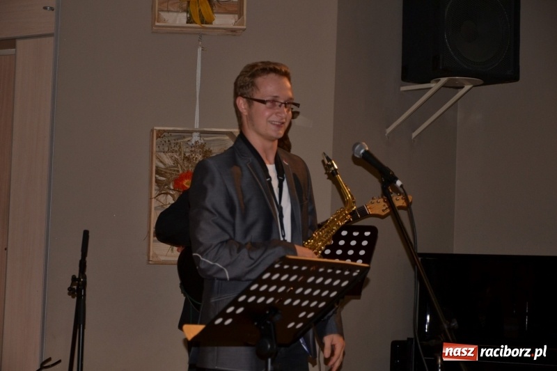 Zdjęcie w galerii na portalu naszraciborz.pl: Jan i Robert Sochowie z Nagrodą Wójta Krzyżanowic wiadomości z regionu