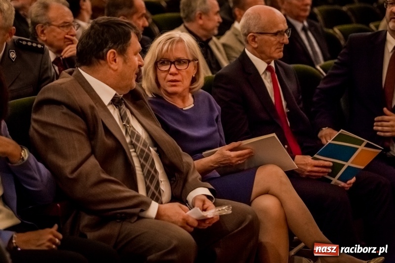 Zdjęcie w galerii na portalu naszraciborz.pl: Uroczyste obchody jubileuszu 70-lecia Mechanika w RCK wiadomości z regionu