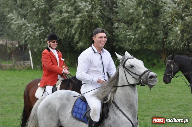 Zdjęcie w galerii na portalu naszraciborz.pl: Hubertus 2017. Adrian Krzemień złapał lisią kitę  wiadomości z regionu