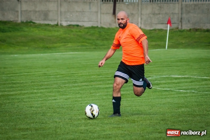 Zdjęcie w galerii na portalu naszraciborz.pl: A klasa: Wojciech Grabiniok Show przy Urbana wiadomości z regionu