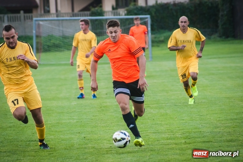 Zdjęcie w galerii na portalu naszraciborz.pl: A klasa: Wojciech Grabiniok Show przy Urbana wiadomości z regionu