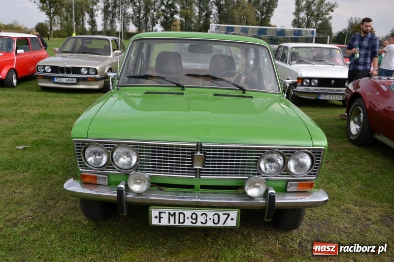 Zdjęcie w galerii na portalu naszraciborz.pl: Miłośnicy oldtimerów zakończyli sezon wiadomości z regionu