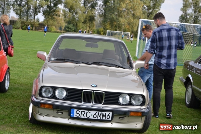 Zdjęcie w galerii na portalu naszraciborz.pl: Miłośnicy oldtimerów zakończyli sezon wiadomości z regionu