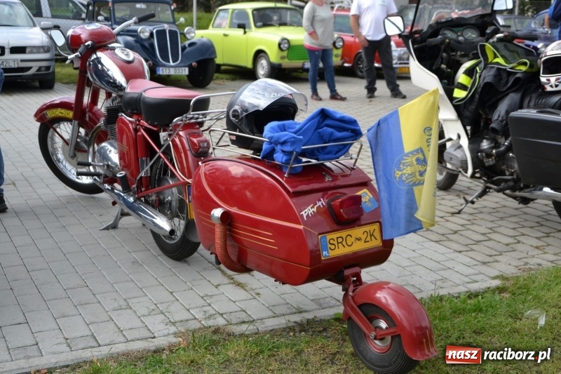 Zdjęcie w galerii na portalu naszraciborz.pl: Miłośnicy oldtimerów zakończyli sezon wiadomości z regionu