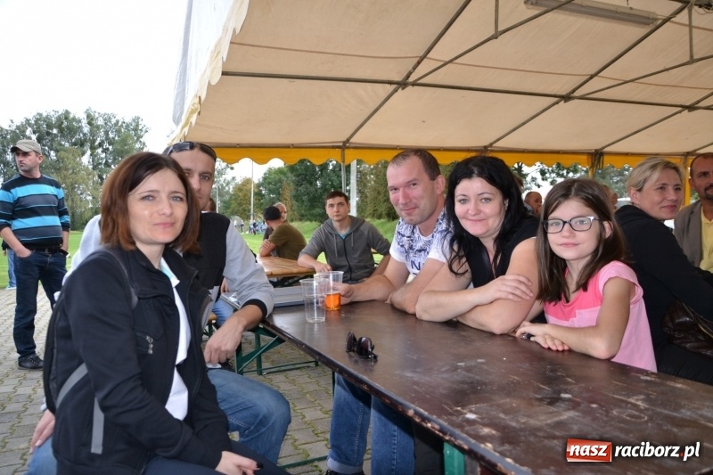 Zdjęcie w galerii na portalu naszraciborz.pl: Miłośnicy oldtimerów zakończyli sezon wiadomości z regionu