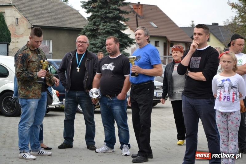 Zdjęcie w galerii na portalu naszraciborz.pl: Miłośnicy oldtimerów zakończyli sezon wiadomości z regionu