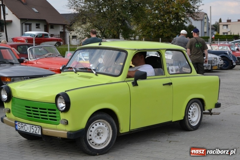 Zdjęcie w galerii na portalu naszraciborz.pl: Miłośnicy oldtimerów zakończyli sezon wiadomości z regionu