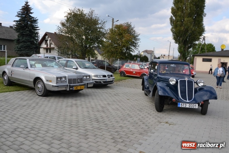Zdjęcie w galerii na portalu naszraciborz.pl: Miłośnicy oldtimerów zakończyli sezon wiadomości z regionu