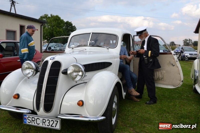 Zdjęcie w galerii na portalu naszraciborz.pl: Miłośnicy oldtimerów zakończyli sezon wiadomości z regionu