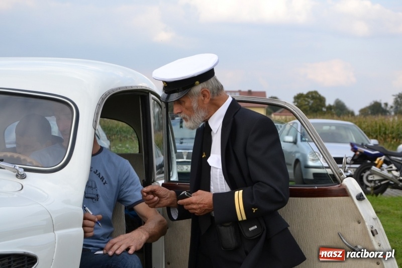 Zdjęcie w galerii na portalu naszraciborz.pl: Miłośnicy oldtimerów zakończyli sezon wiadomości z regionu