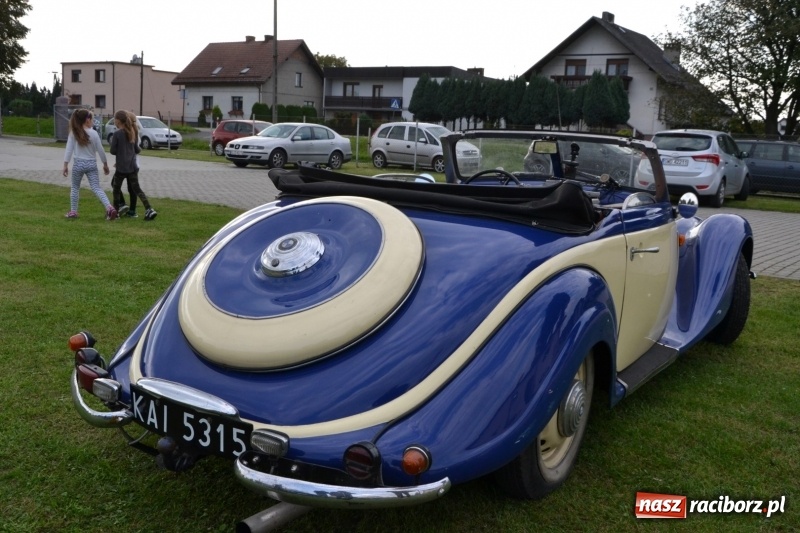 Zdjęcie w galerii na portalu naszraciborz.pl: Miłośnicy oldtimerów zakończyli sezon wiadomości z regionu