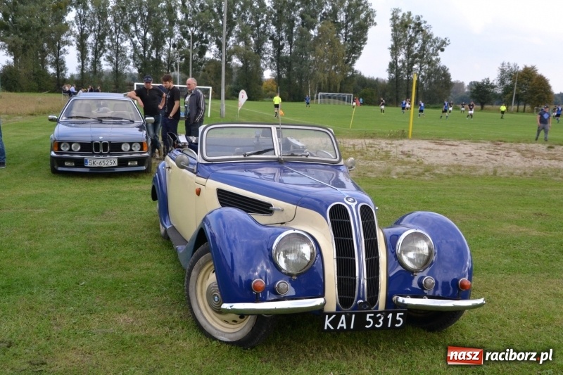 Zdjęcie w galerii na portalu naszraciborz.pl: Miłośnicy oldtimerów zakończyli sezon wiadomości z regionu