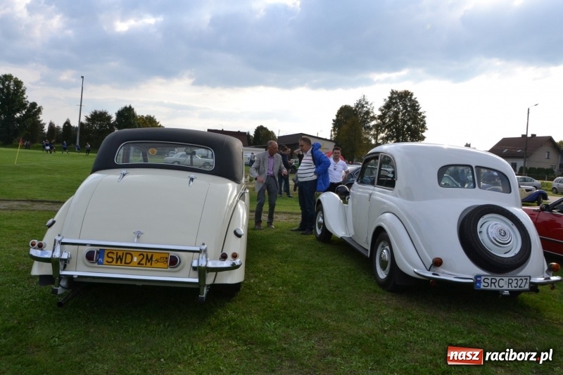 Zdjęcie w galerii na portalu naszraciborz.pl: Miłośnicy oldtimerów zakończyli sezon wiadomości z regionu