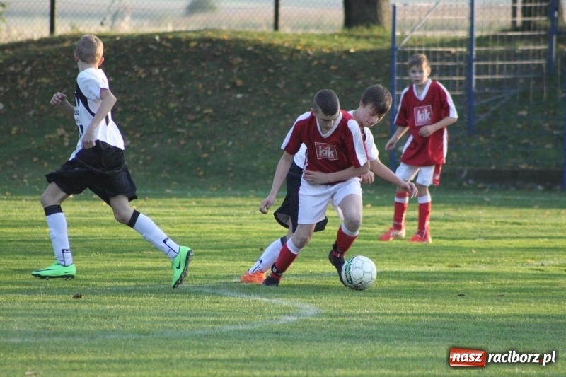 Zdjęcie w galerii na portalu naszraciborz.pl: Trampkarze KS Krzanowice rozgromili KS Naprzód Borucin  wiadomości z regionu