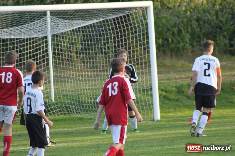 Zdjęcie w galerii na portalu naszraciborz.pl: Trampkarze KS Krzanowice rozgromili KS Naprzód Borucin  wiadomości z regionu